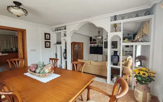 Chalet independiente en calle d’Oriola (El Campello)