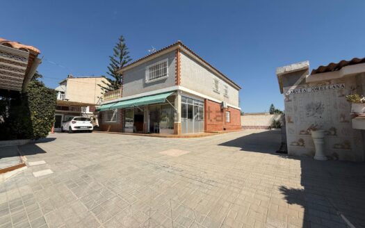 Chalet independiente en Los Girasoles (San Vicente del Raspeig)
