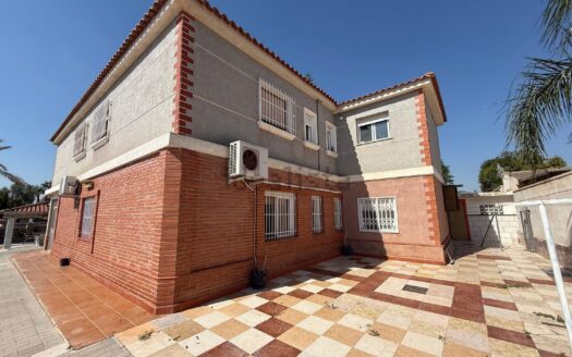 Chalet independiente en Los Girasoles (San Vicente del Raspeig)